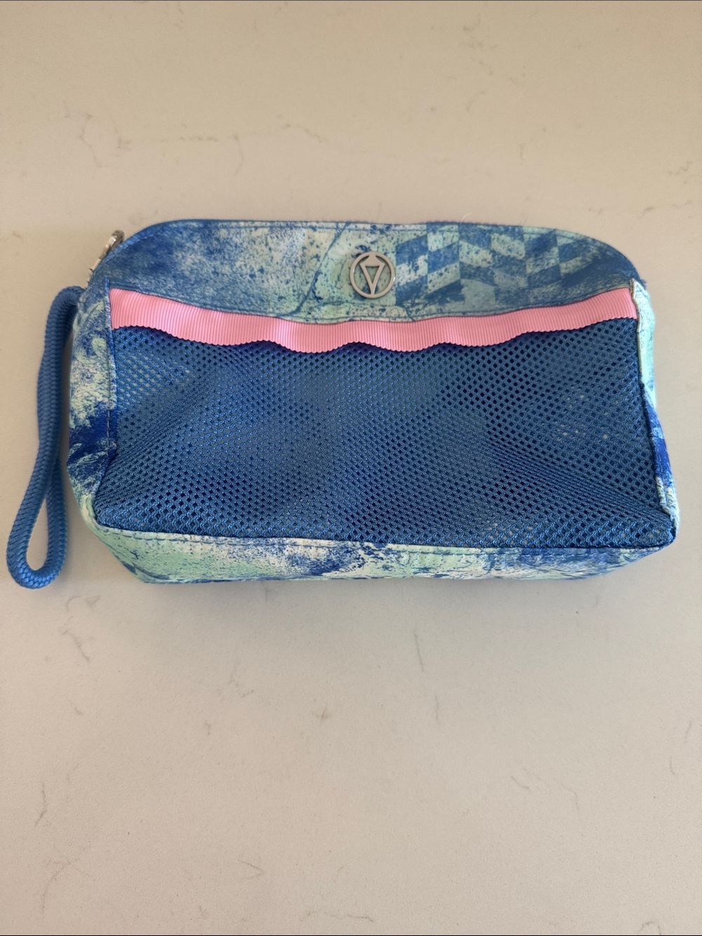 Lululemon Ivivva Blue Cosmetic Pouch with Pink Trim and outside mesh pocket NWOT